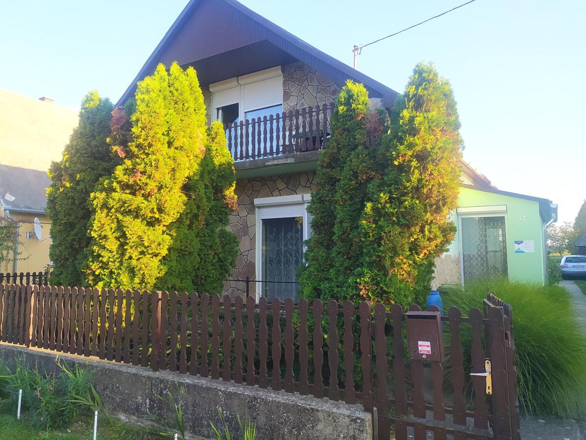 Villa Etus Vendéghaz 2 Balatonfenyves Exterior foto